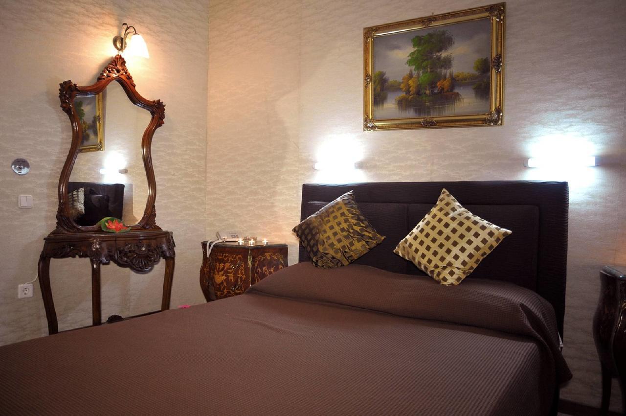 Hotel Anesi Athén Kültér fotó