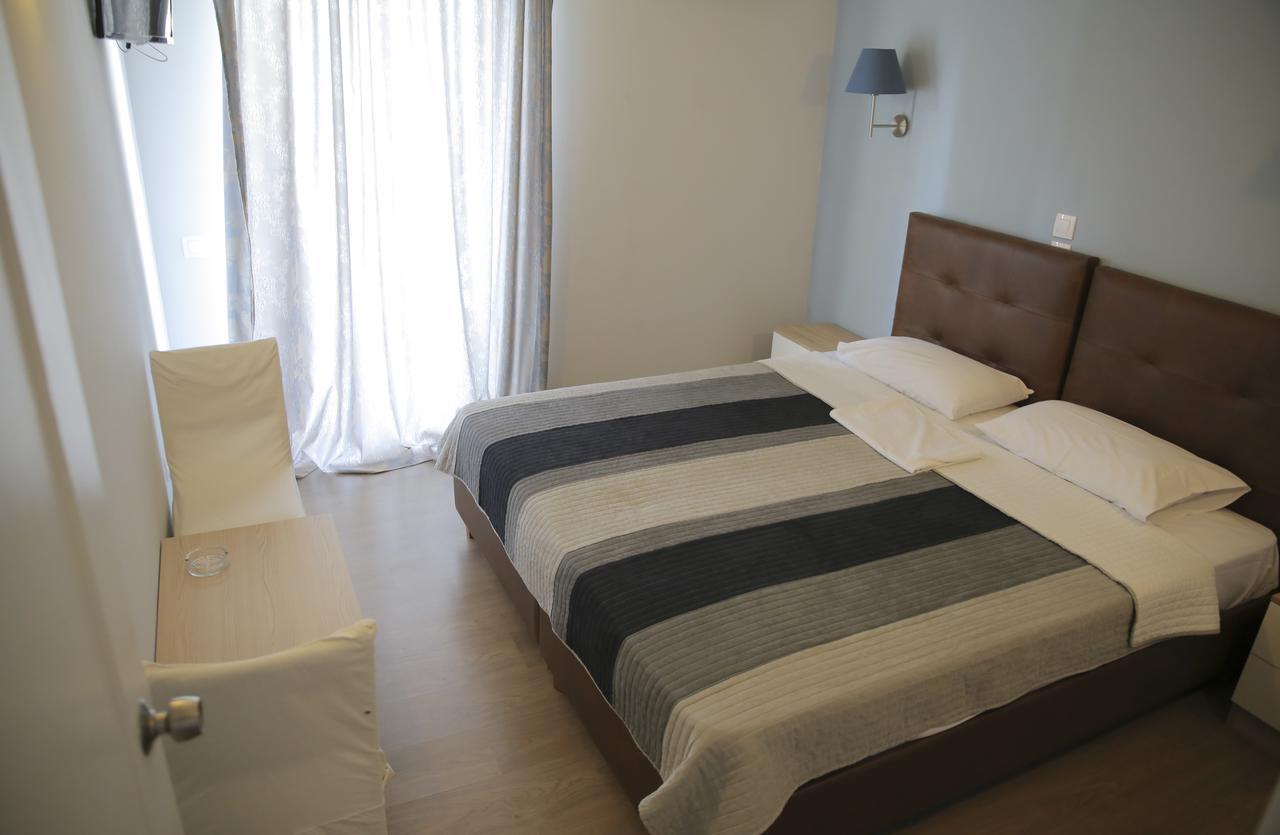Hotel Anesi Athén Kültér fotó