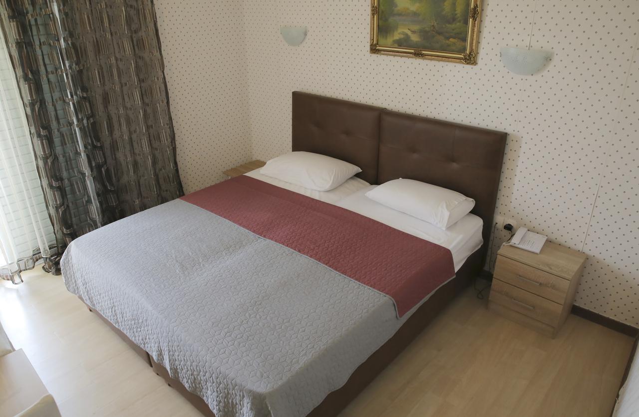 Hotel Anesi Athén Kültér fotó